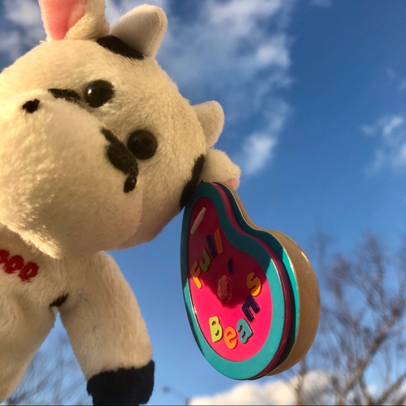 Avon Clara the Cow Birthstone Plush October NWT - Picture 7 of 7